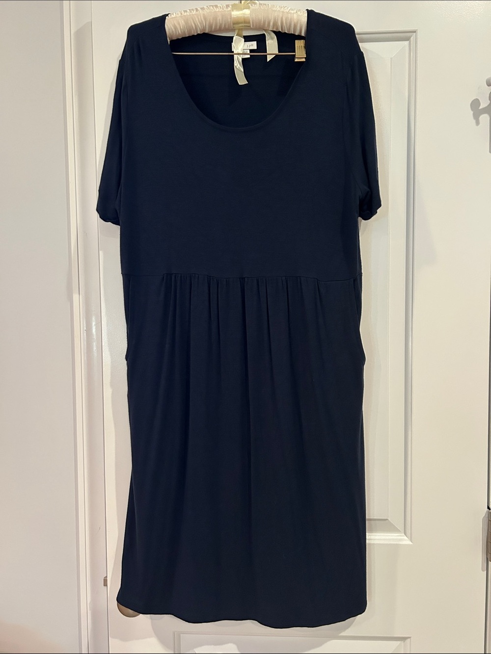 J Jill Blue Scoop Neck Tunic Dress with Short Sleeves and Pockets!!